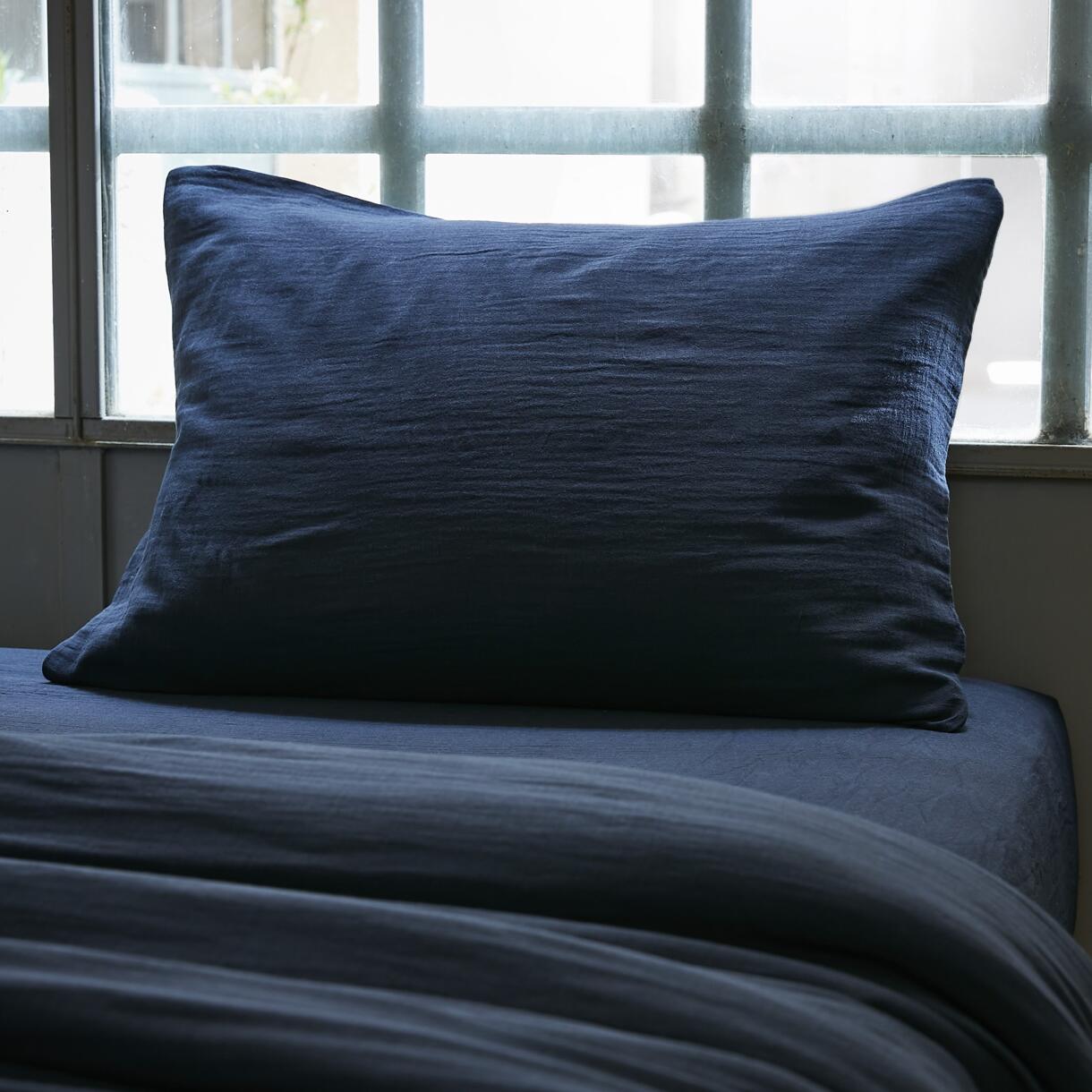 Funda para almohada rectangular en gasa de algodón (L70 cm) Gaïa Azul noche 1
