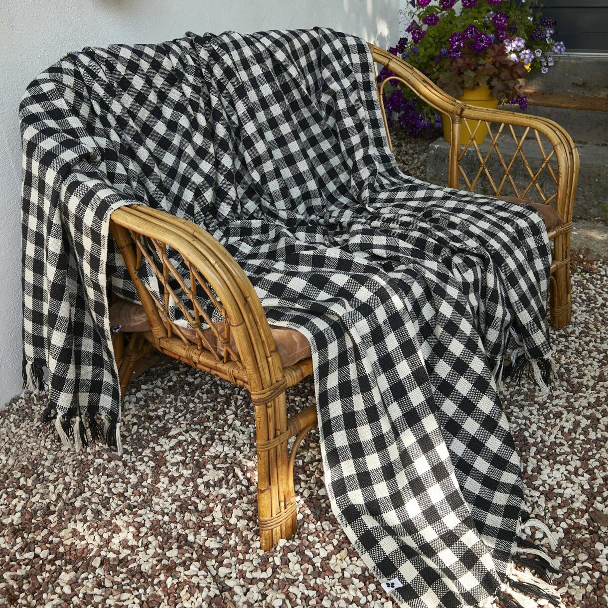Manta para sofá material reciclado (220 cm) Gabriel Negro
