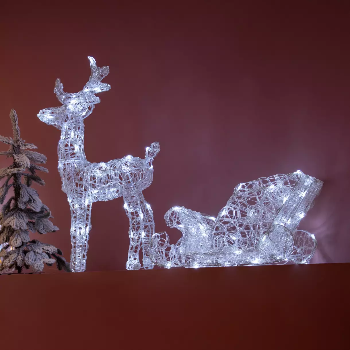 Rennes et traineau lumineux Eclair Blanc froid 100 LED 1