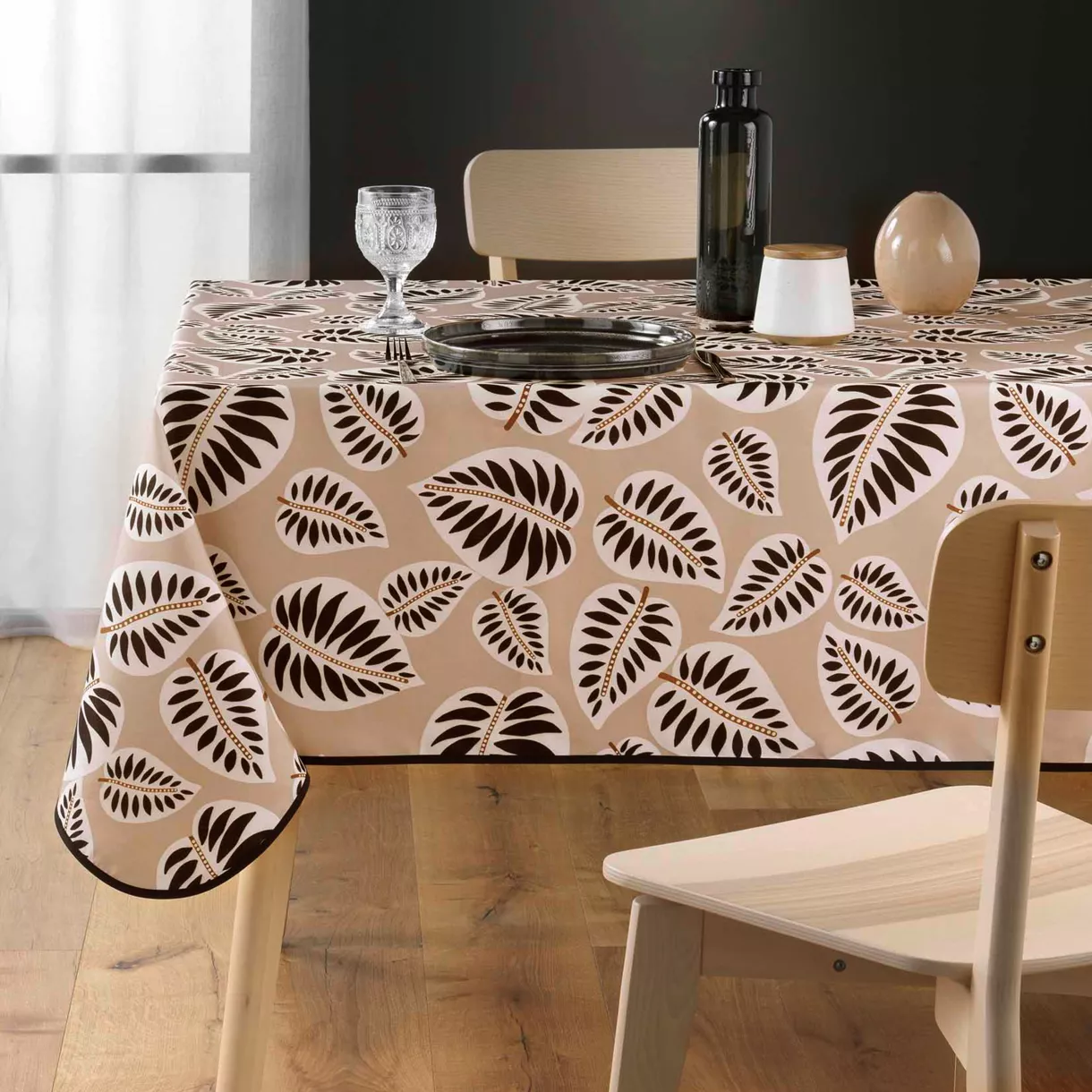 Mantel rectangular anti manchas (150 x 200 cm) Alma Negro