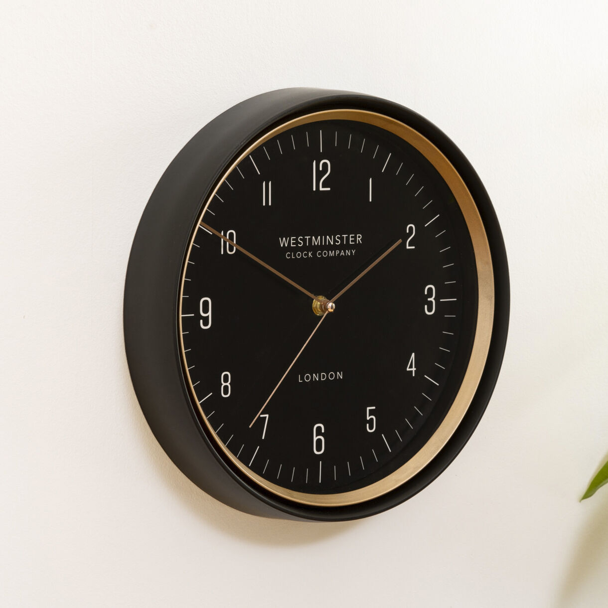 Reloj de pared en metal (29,3 cm) Sven Negro