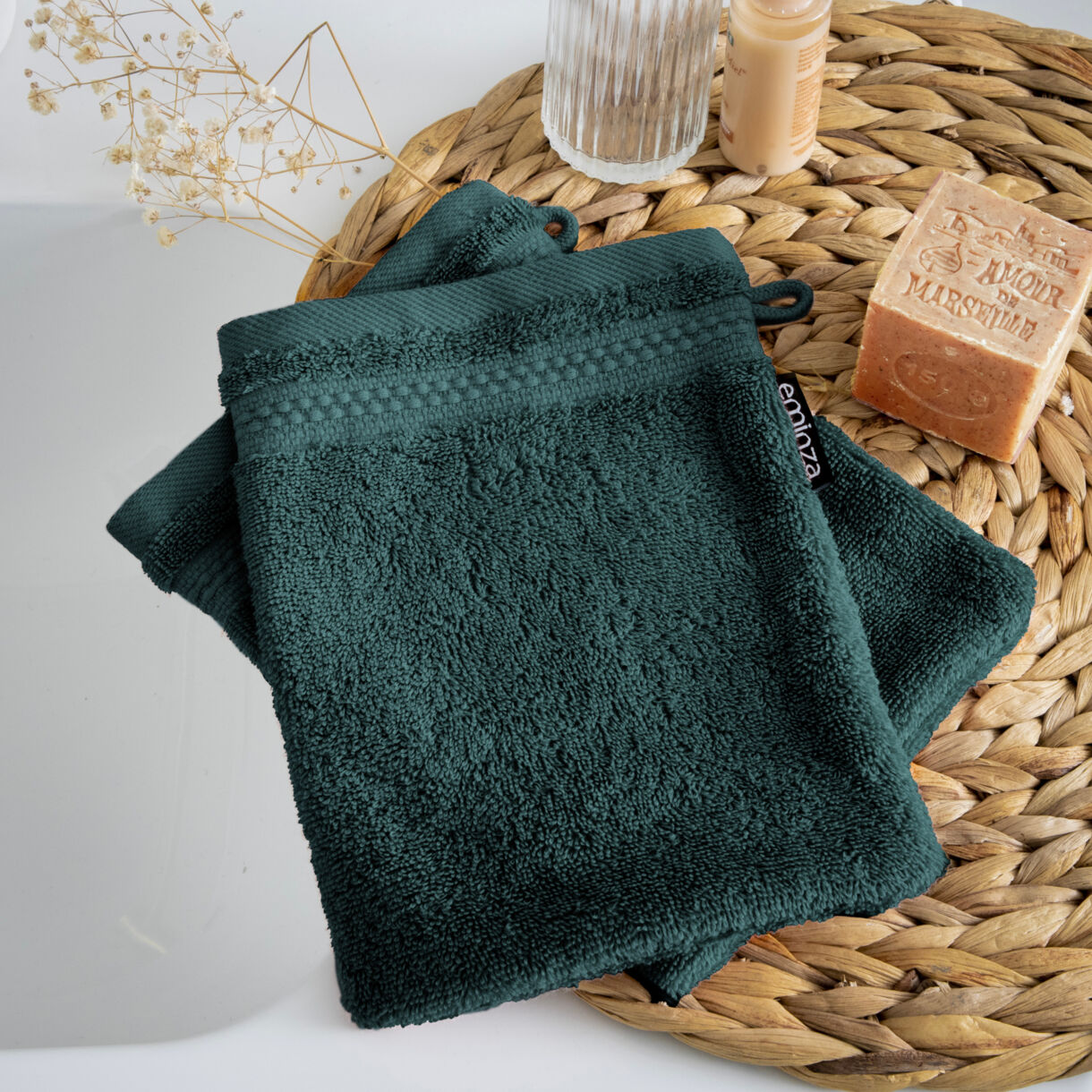 Conjunto de 2 guantes de baño de algodón orgánico. (15 x 21 cm) Méline Verde esmeralda
