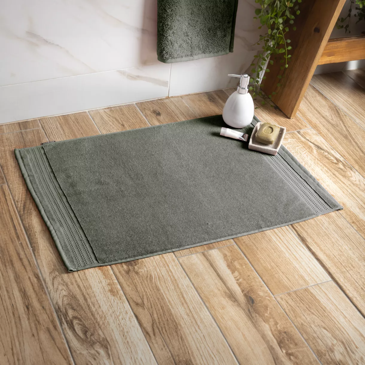 Tapis de bain coton bio (50 x 70 cm) Méline Vert romarin