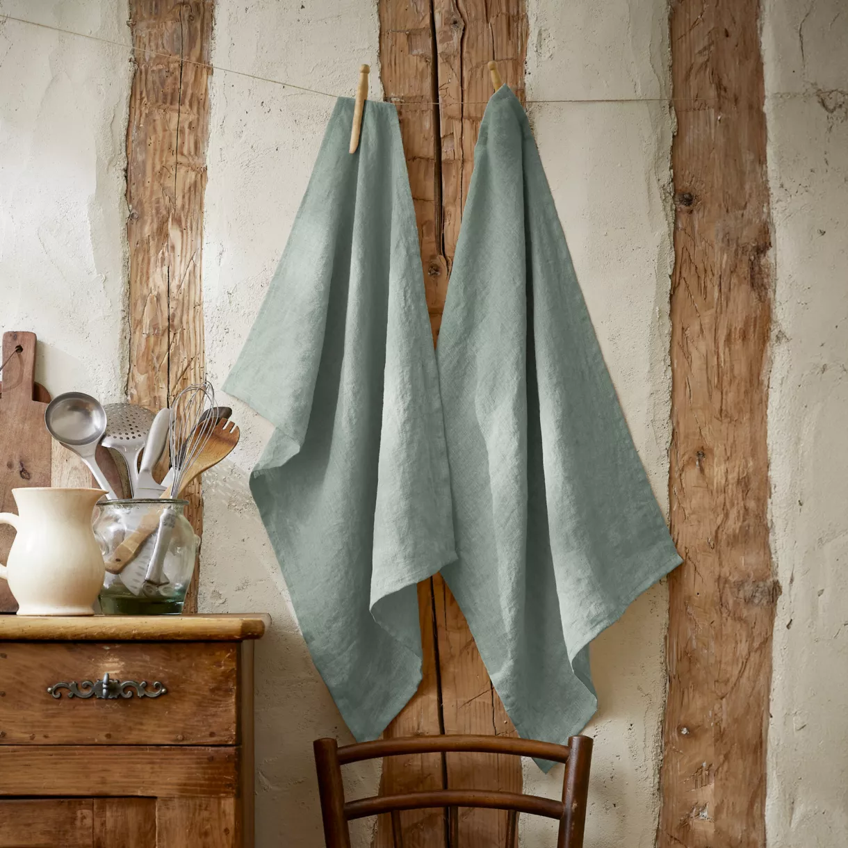 Lot de 2 essuie-mains lin lavé (70 cm) Louise Vert eucalyptus 1