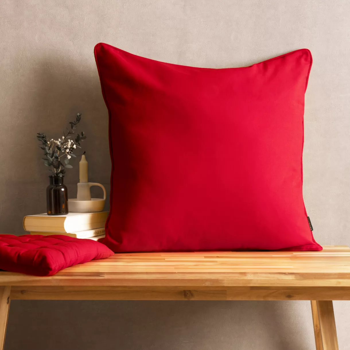 Cuscino quadrato in cotone (60 x 60 cm) Pixel Rosso