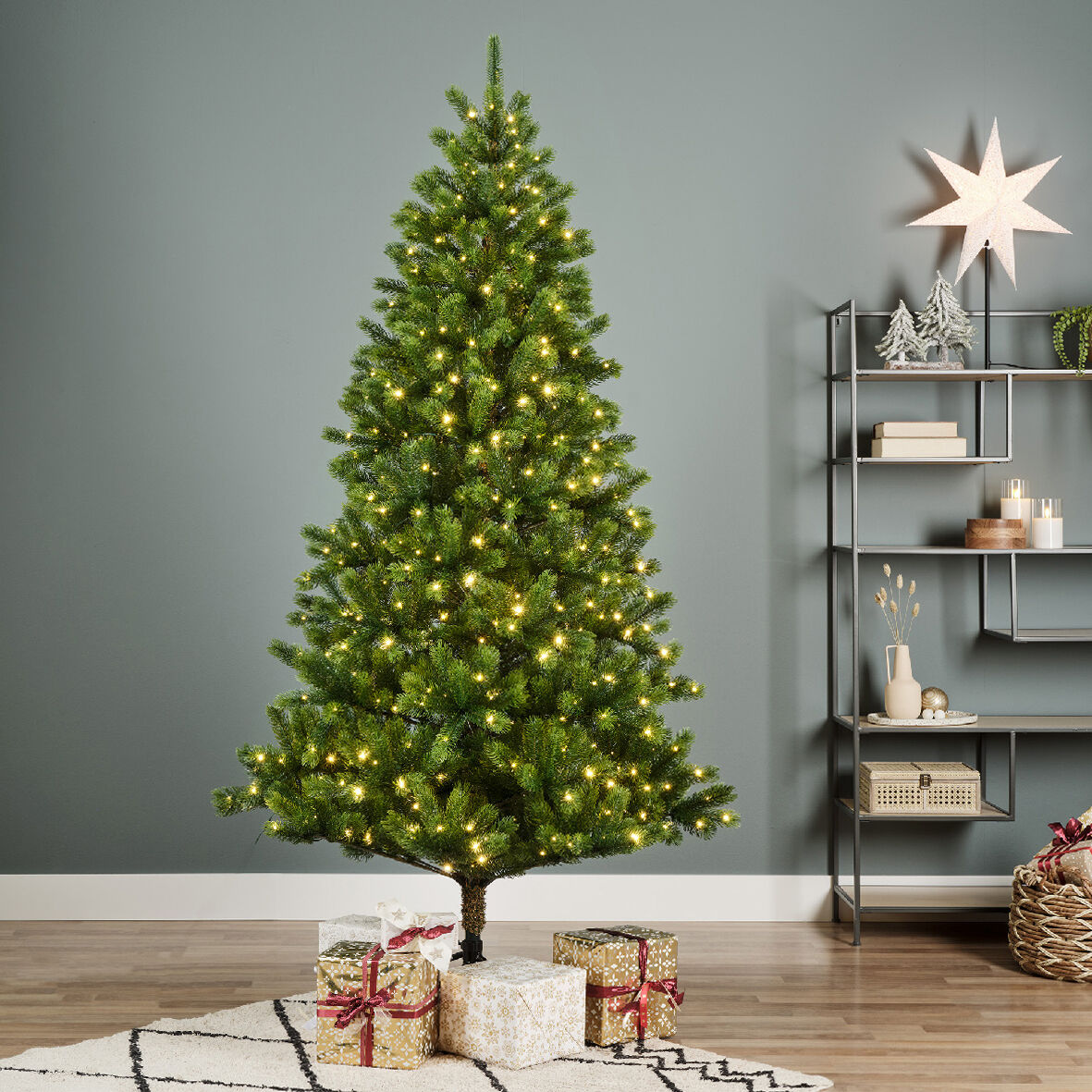 Sapin de Noël artificiel lumineux extérieur 700 LED H240 cm Ottawa Luxe Vert sapin 