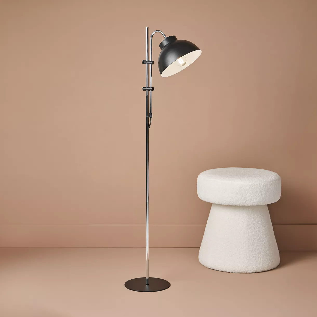 LAMPE AJUSTABLE INDUSTRY NOIRE Dim : l34.5xH24xP2cm