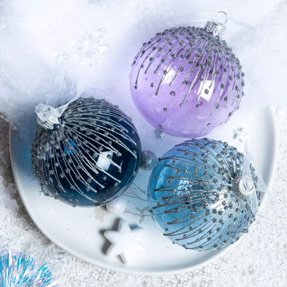 6er Set Weihnachtskugeln aus Glas (D80 mm) Frostig Eisblau und Flieder