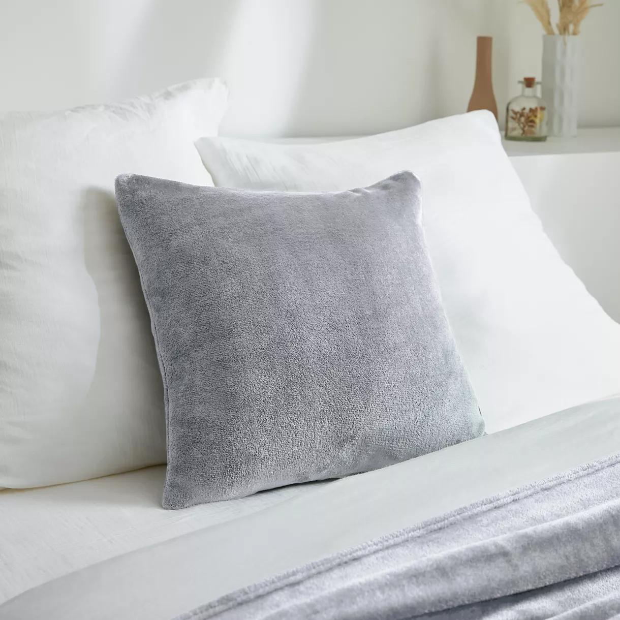 Housse de coussin carrée flanelle (45 x 45 cm) Didou Gris clair