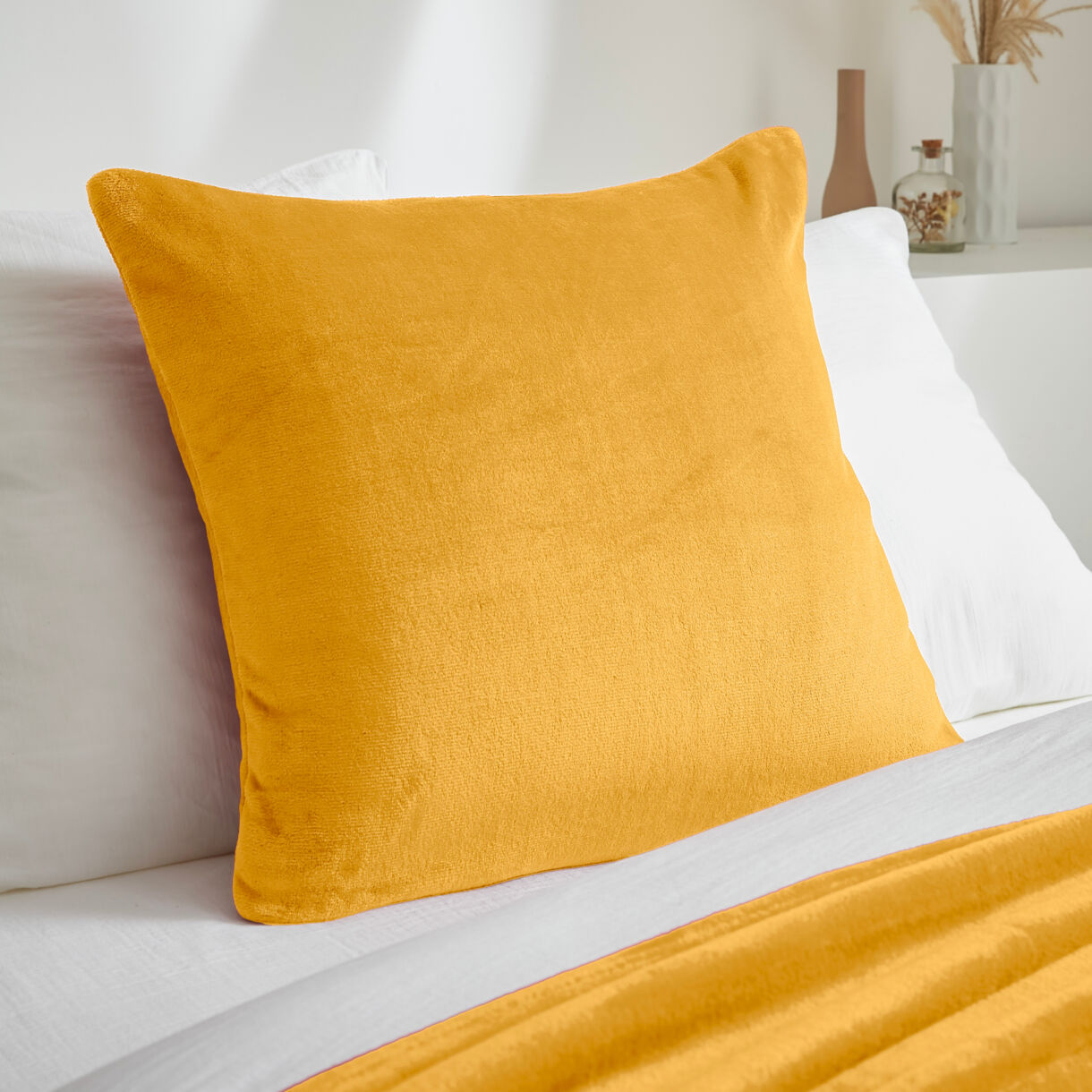 Housse de coussin carrée flanelle (60 x 60 cm) Didou Jaune moutarde