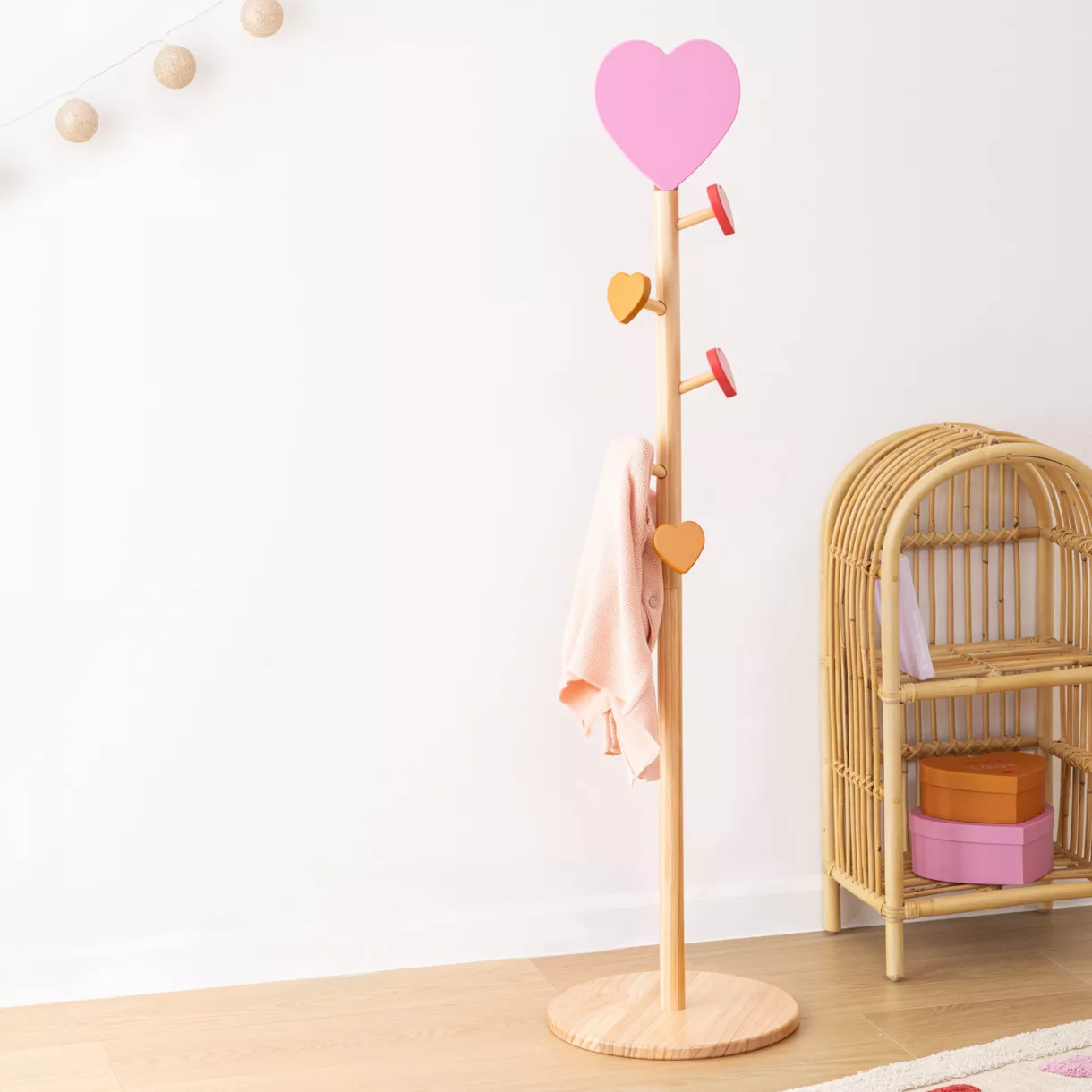 Kinder Garderobenständer Holz (H135 cm) Liebe Rosa