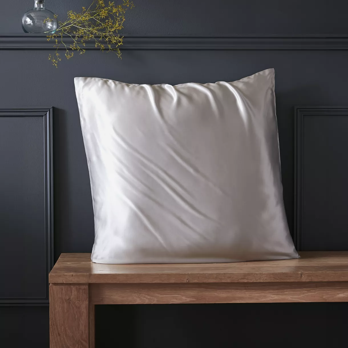 Taie d'oreiller carrée soie de mûrier (63 x 63 cm) Mizuki Gris clair