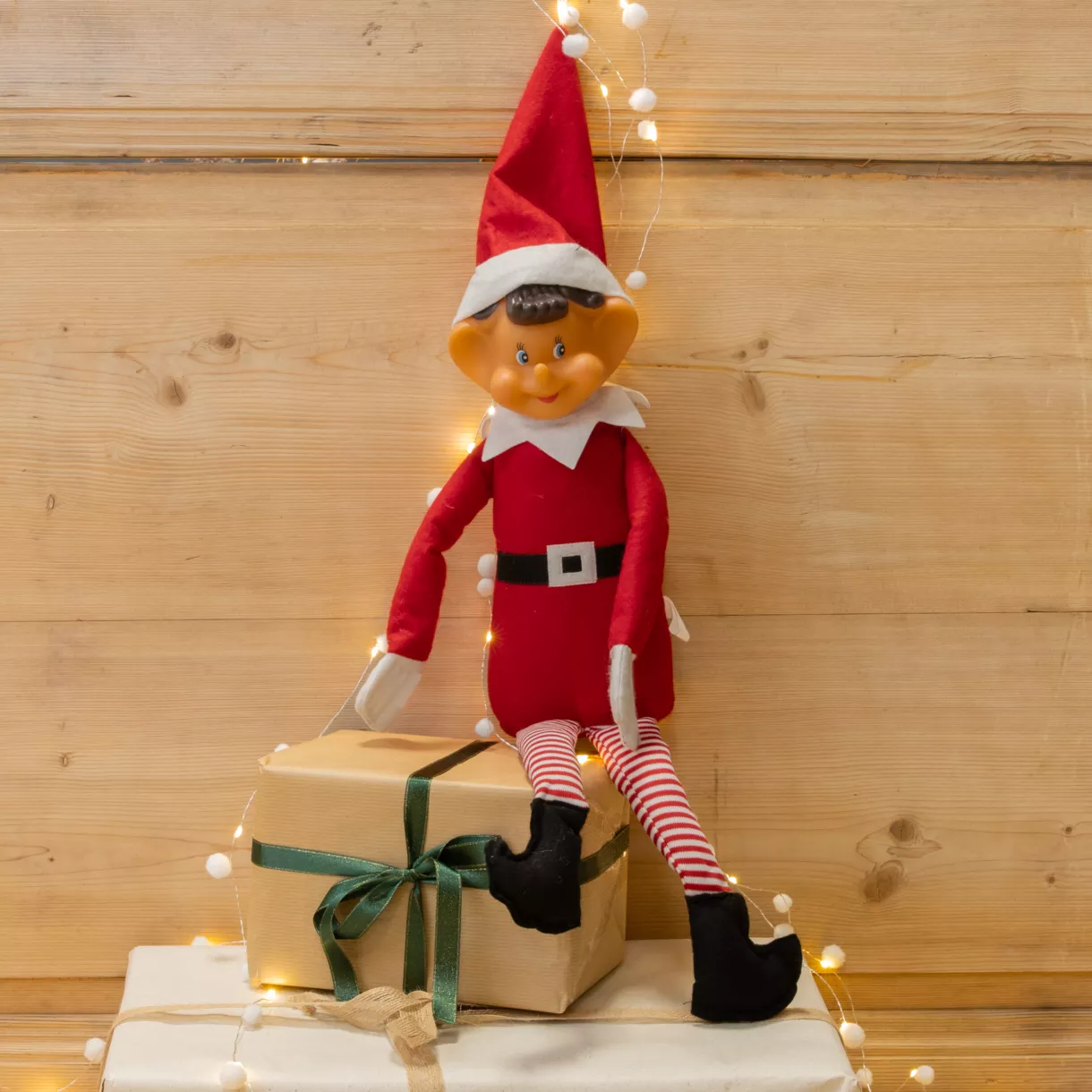 Plagende kabouter (H50 cm) Emile met bekraste handen