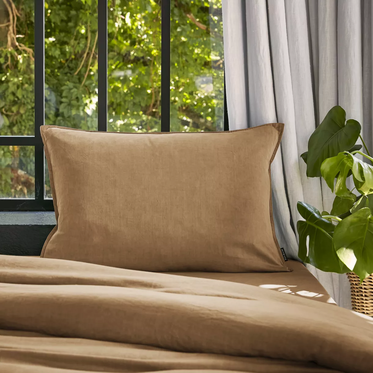 Funda de almohada rectangular lyocell Tencel™ lavado (50 x 80 cm) Olivia Camel