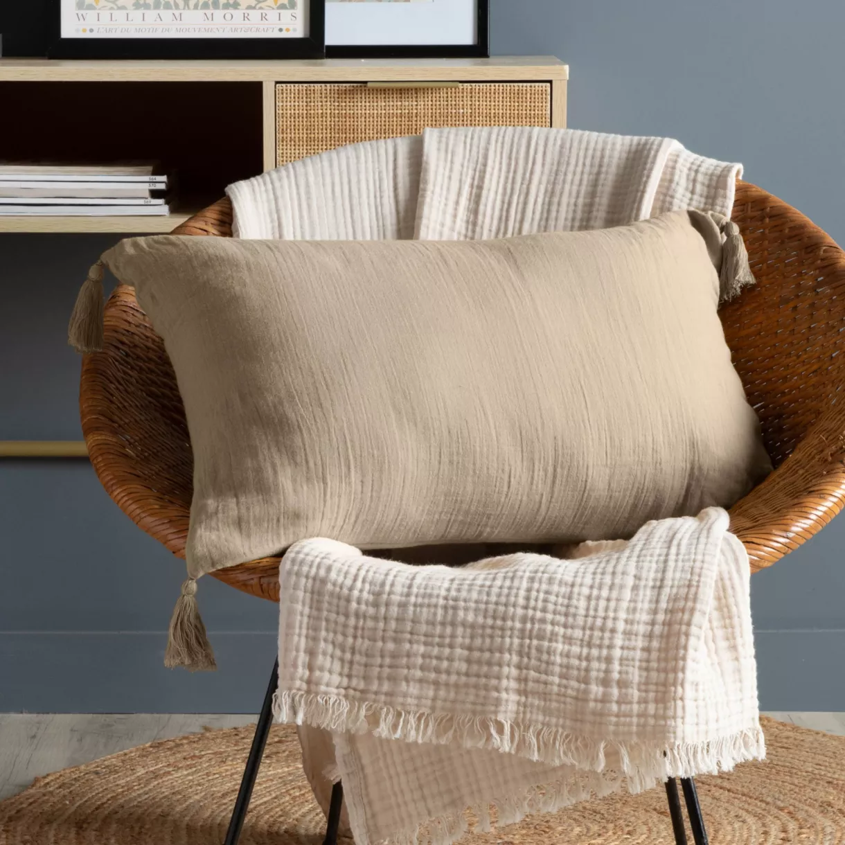 EM - Coussin dŽhoussable avec pompons 40 x 60 cm Gaze de coton unie GAìA Ficelle
