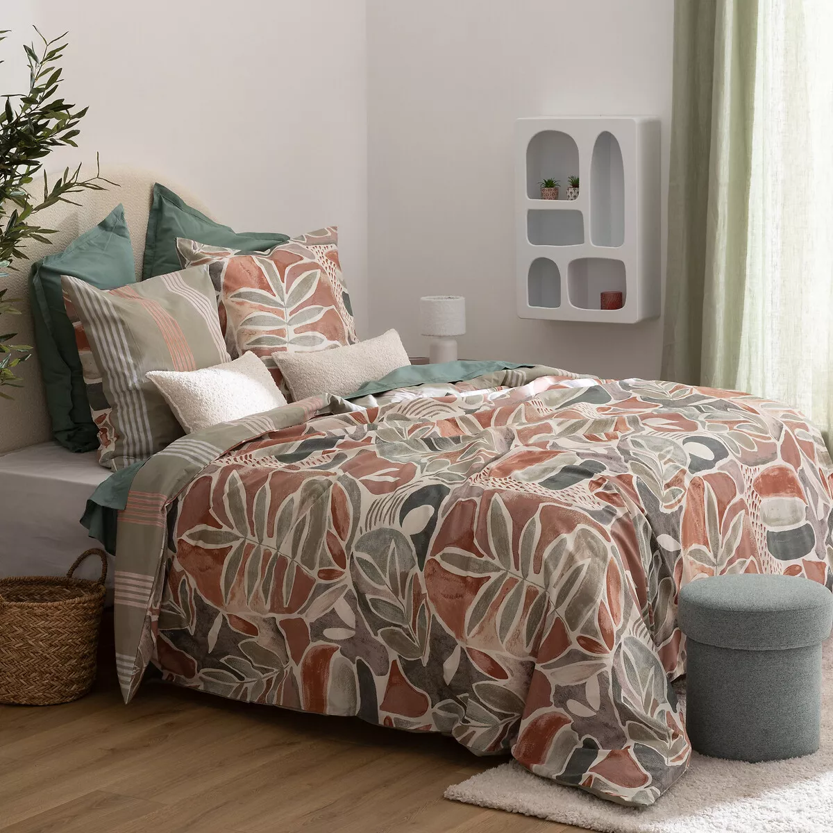 PARURE IMP ALVARO 240X220 L. 240 x P. 220 x H. 0,5 cm