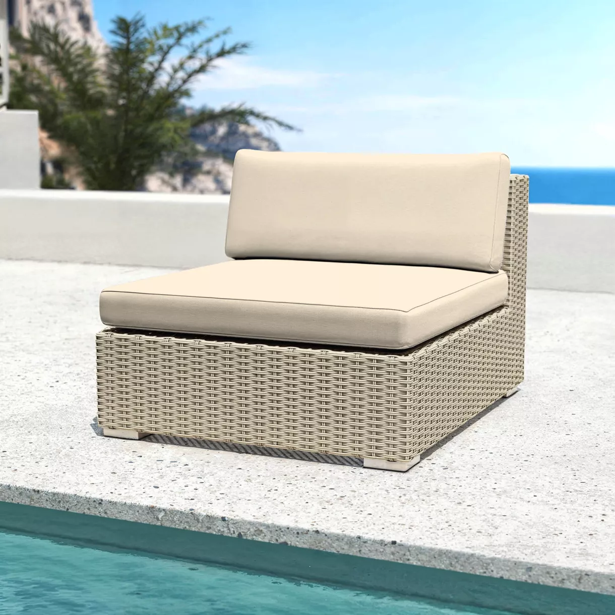 Chauffeuse de jardin en résine tressée Palma Gris et beige