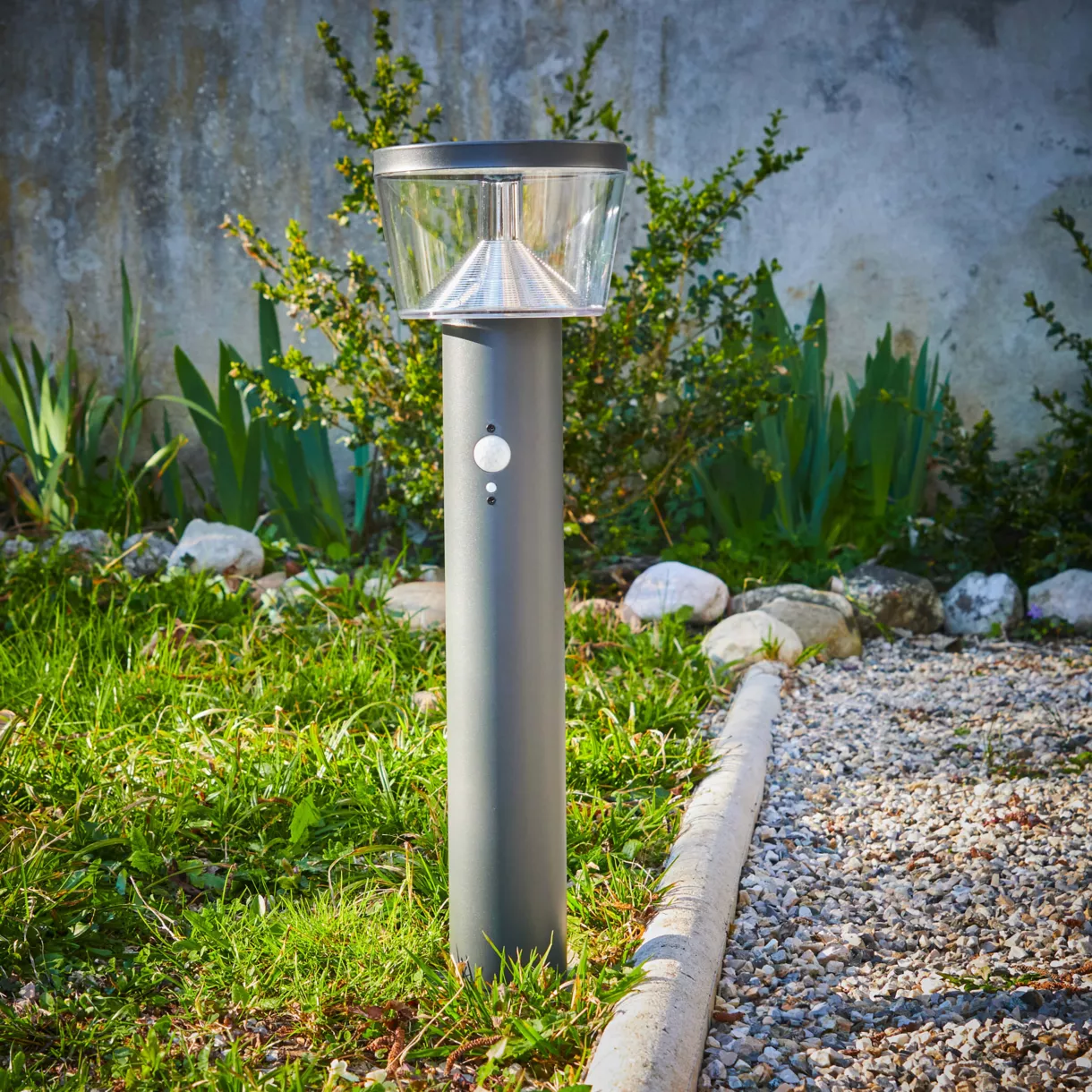 1 Solar pique jardin lumineux
LUMEN PREMIUM dia16-H54cm-40L anthracite