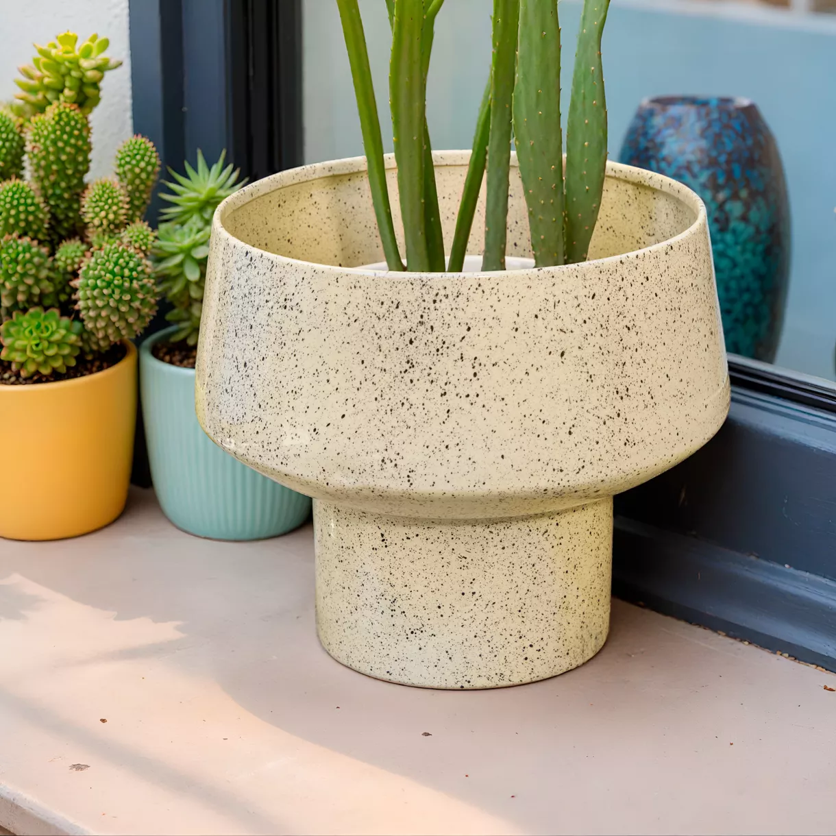 1 Cache-pot fer OU VASE dia24-H20cm beige