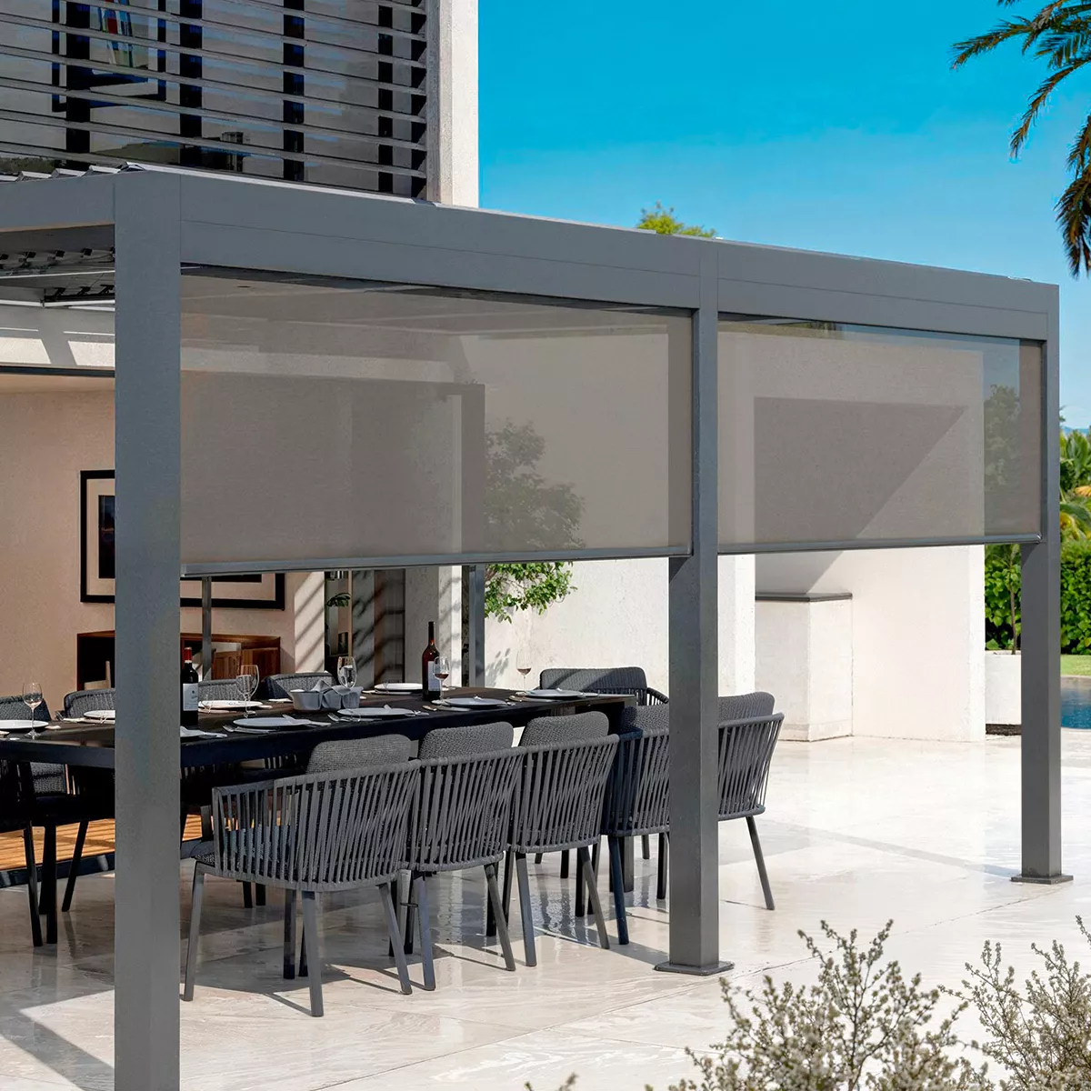 2er Set motorisierte Seitenteile für bioklimatische Wandpergola (3 x 6 m) Anthrazitgrau