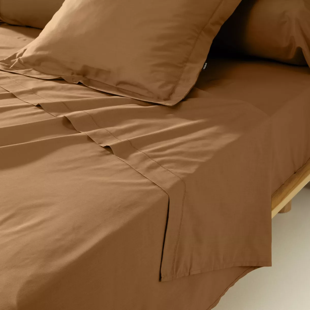 EM - Drap plat point bourdon 270 x 300 cm Percale unie CALI Camel