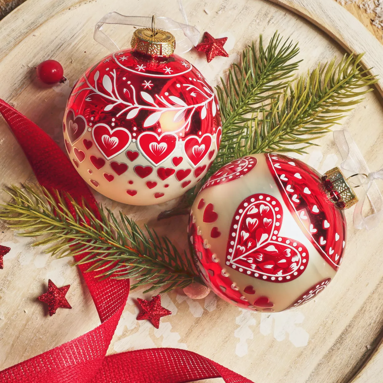 LOT DE 12 (EN VERRE)  Boule verre Cœur de Noël dia8cm Rouge