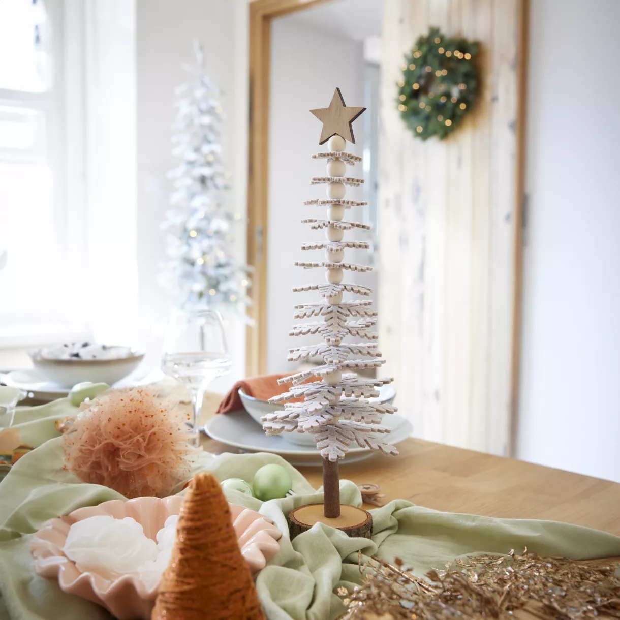 1 Sapin feutrine dia12.50-H37.50cm assorti MOD B 