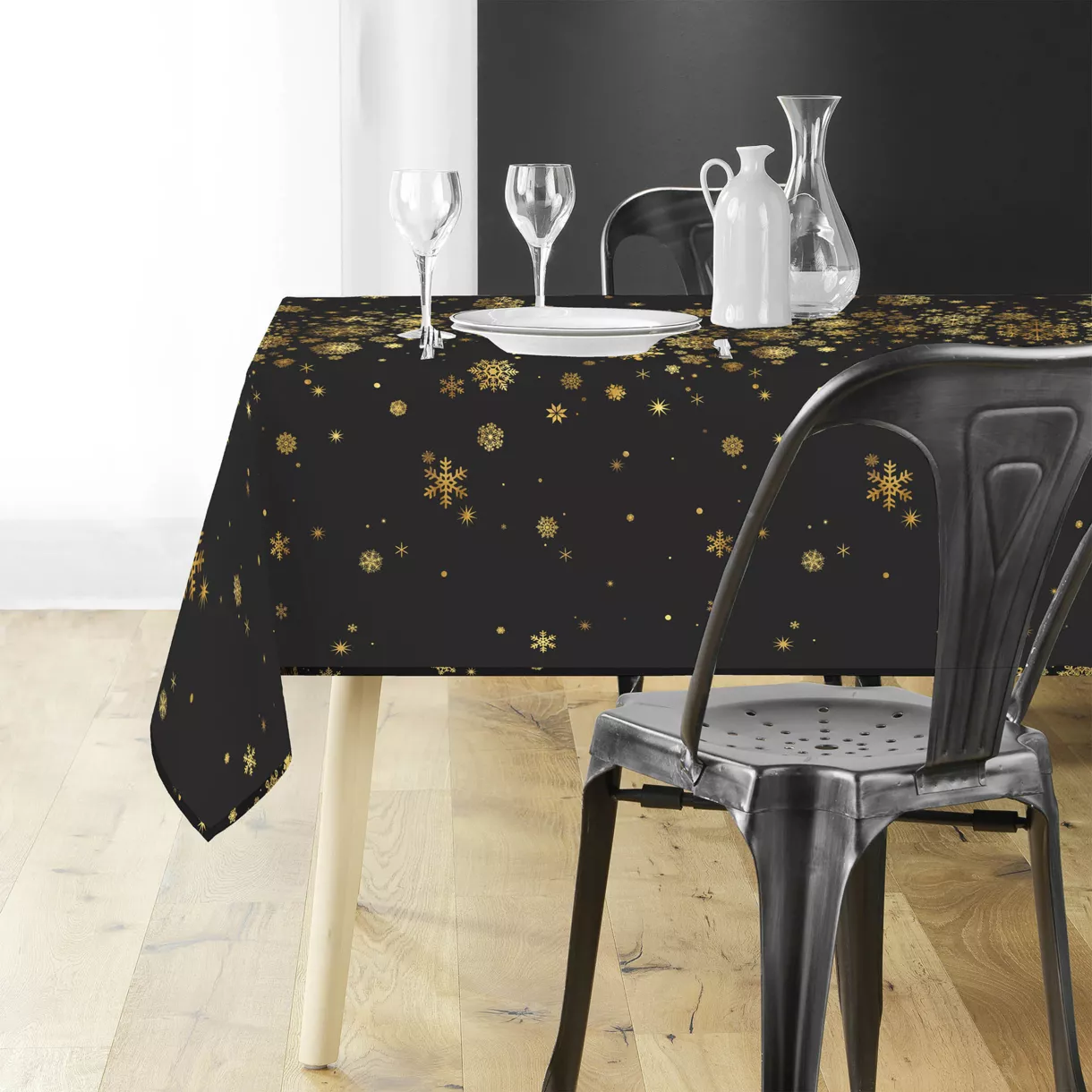NAPPE RECTANGLE 150 x 240 CM POLYESTER IMPRIME METALLISE CONSTELLATION NOIR/OR