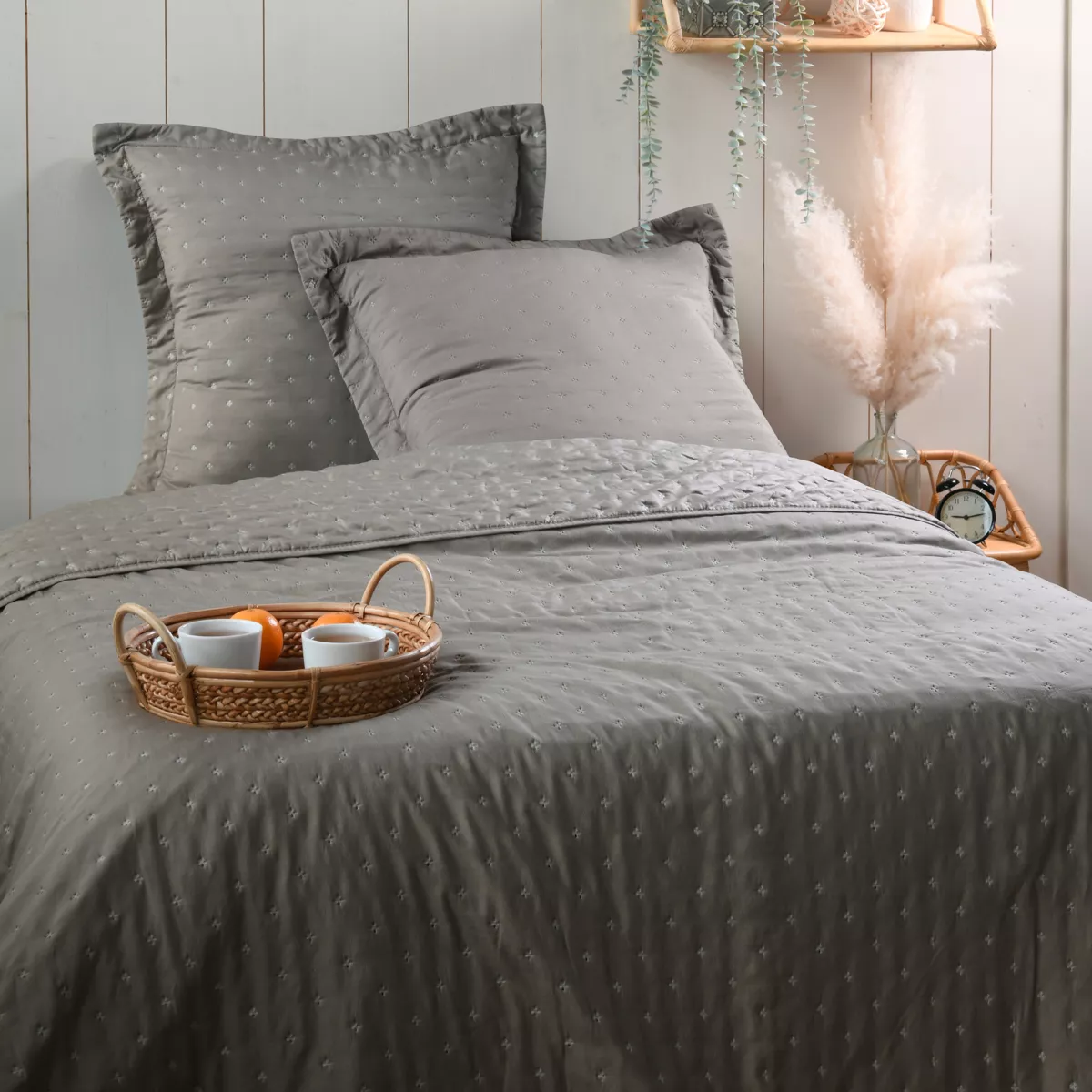 Colcha acolchada con dos fundas de almohada (260 x 240 cm) Cléo Taupe