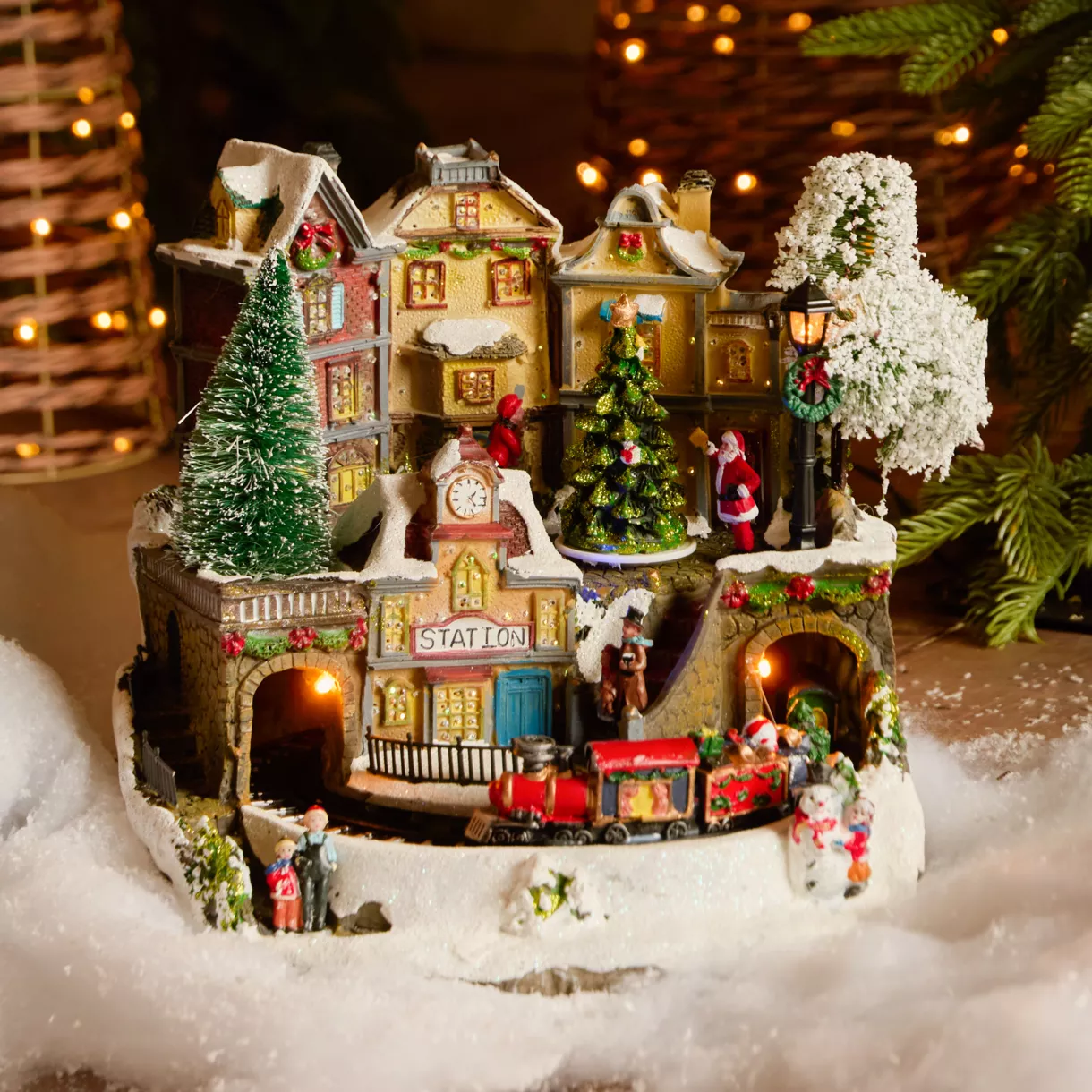 Scène de vie illuminée Lausanne city 1