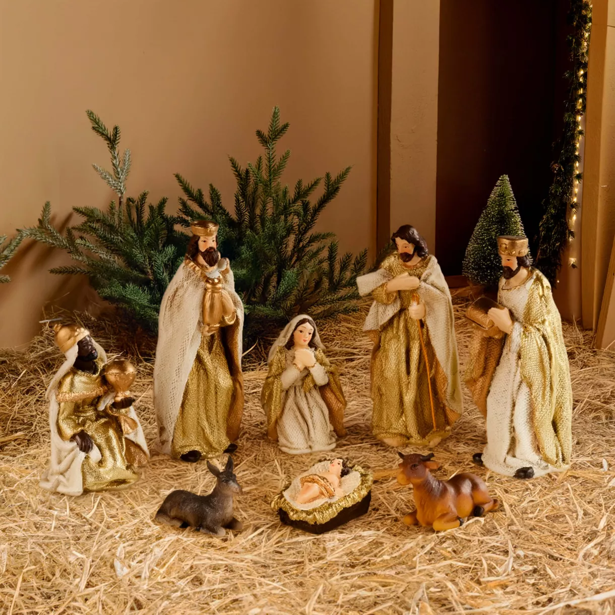 Les 8 santons de Olga 1