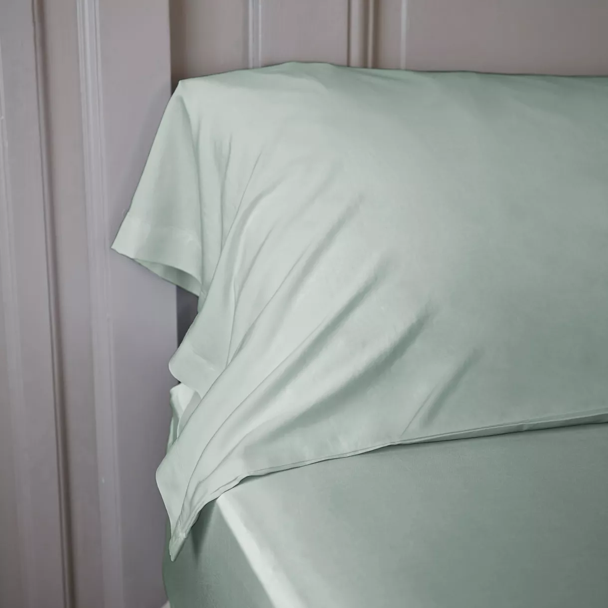 Nekrolsloop Bamboesatijn (L185 cm) Salomé Eucalyptus groen