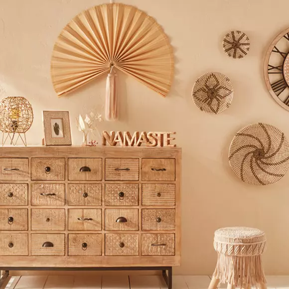 Schriftzug aus Holz Namaste Naturfarben 127