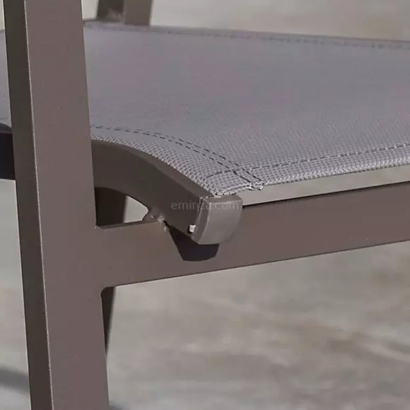 Silla de jardín con reposabrazos alu apilable Murano - Topo 3