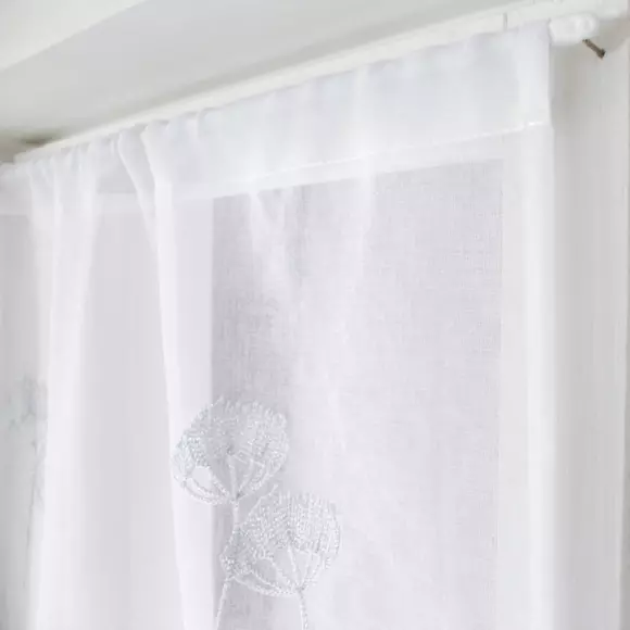 Par de visillos bordados (60 x 120 cm) Cosmos Blanco 2