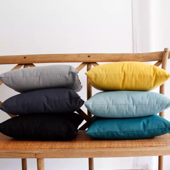 Coussin carré (40 cm) Etna Noir 3