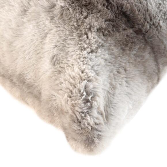 Housse de coussin carrée fausse fourrure (40 cm) Sibérie Grise 2