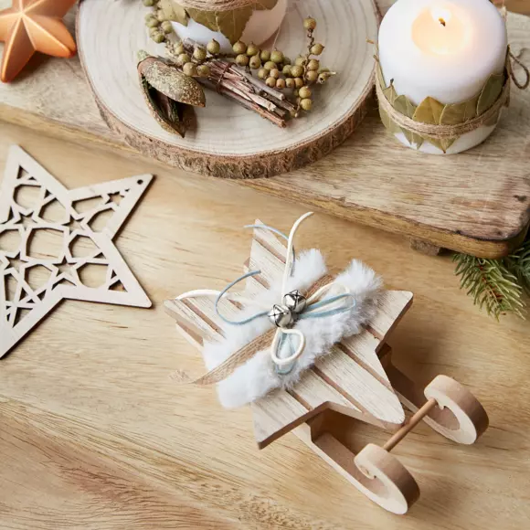 Houten slee Etoile om op te hangen naturelkleur 2