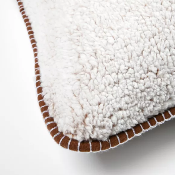 Coussin carré fausse fourrure (50 x 50 cm) Winston Beige