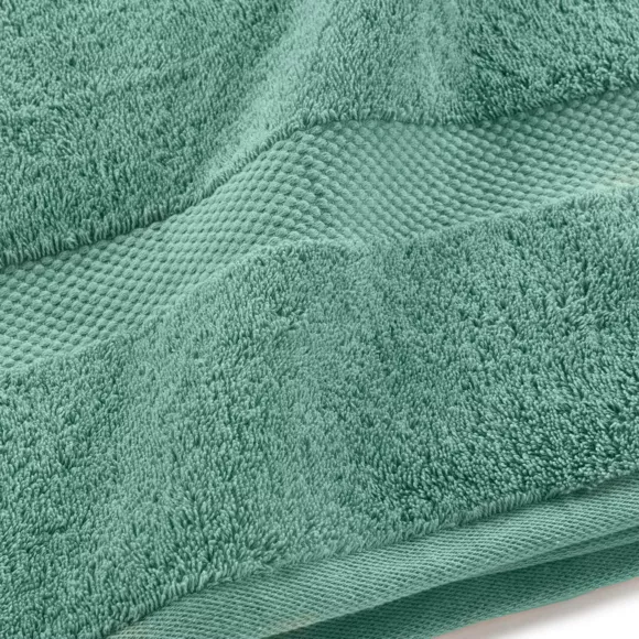 Handtuchset 50x90 cm x2 + Handtuch 70x130cm x2 + Waschlappen x2 Elegance Seladongrün