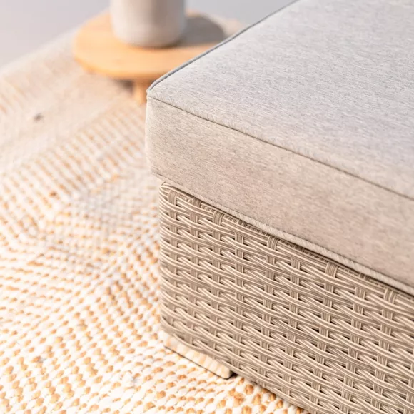 Chauffeuse de jardin en résine tressée Palma Gris et taupe