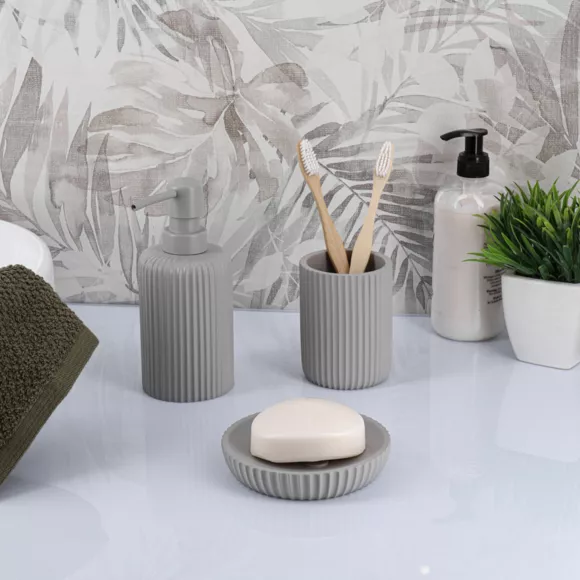 SET GOBELET DISTRIBUTEUR A SAVON ET PORTE SAVON POLYRESINE STRIEE - GRIS CLAIR
