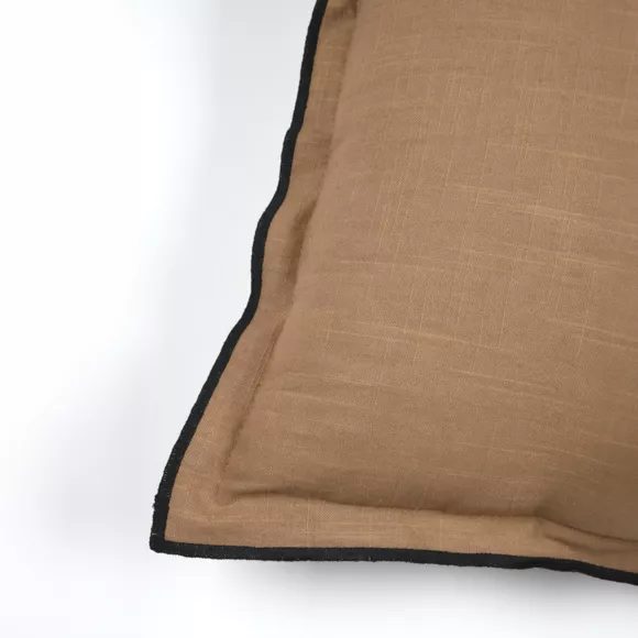 HELIOS COUSSIN 45X45 CAMEL