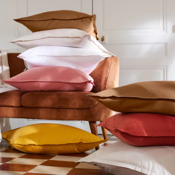 EM - Taie d'oreiller volant plat 65 x 65 cm Percale unie CALI Camel