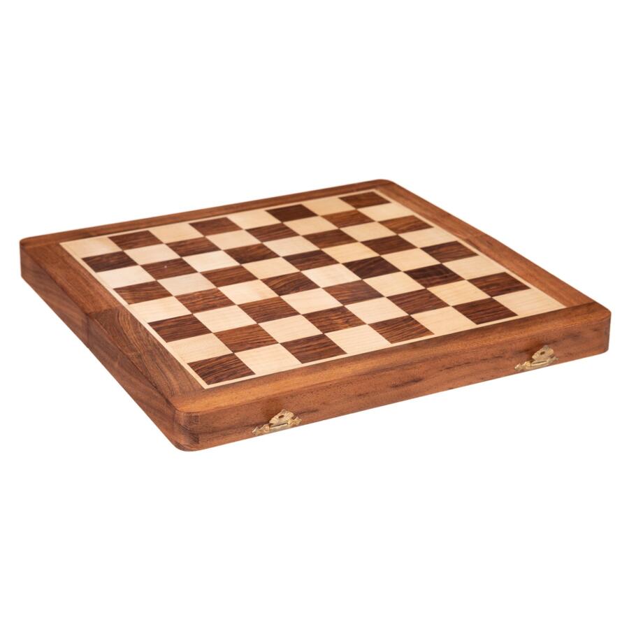 Schachspiel aus Holz 5