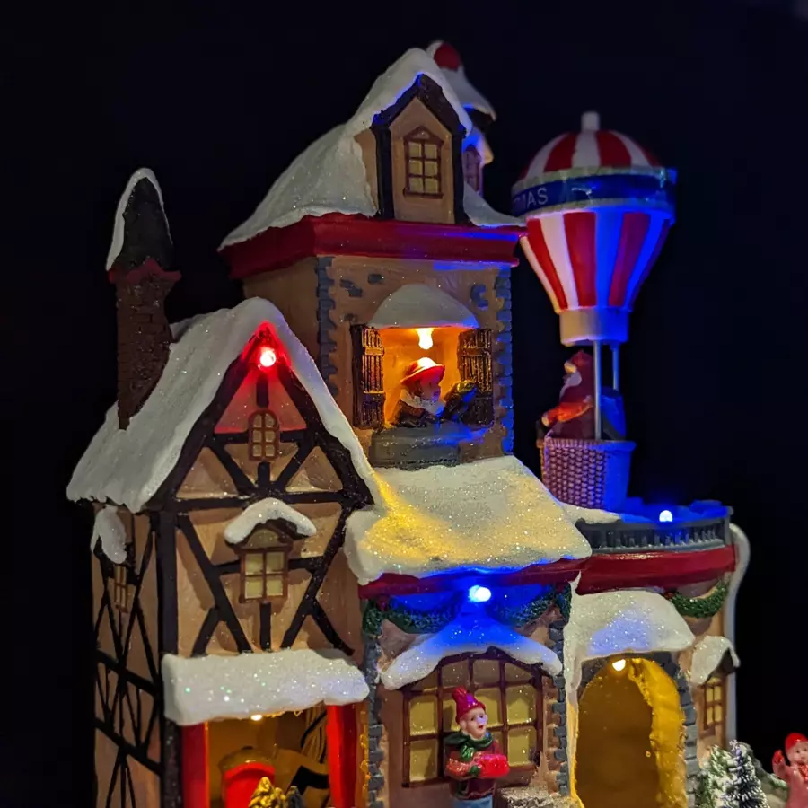 Village de Noël lumineux à piles Montgolfière 4