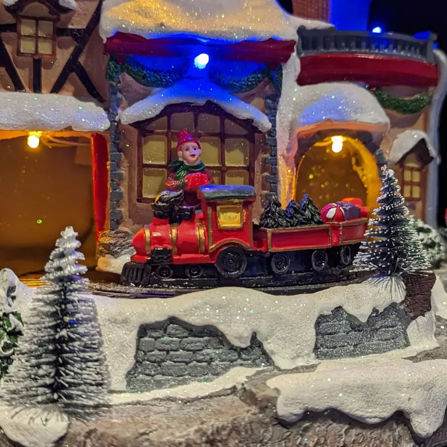 Village de Noël lumineux à piles Montgolfière 5