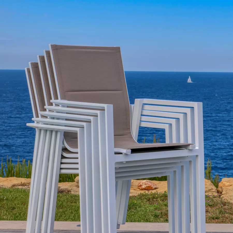 Sillón de jardín apilable en aluminio  Portofino - Topo