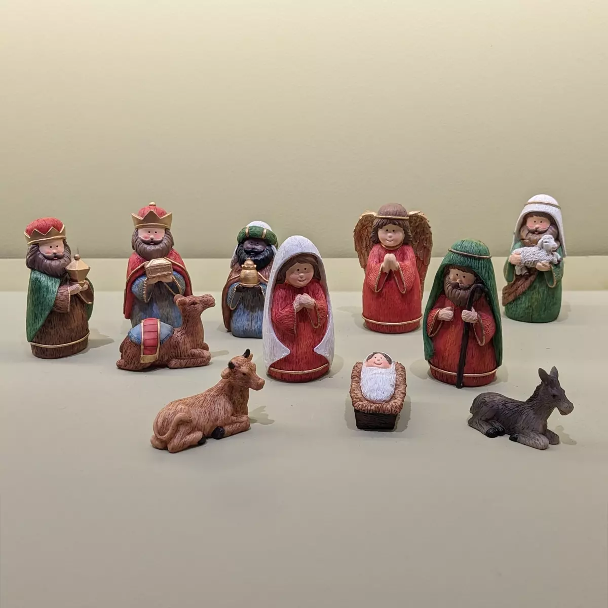 Les 11 santons de Gustave