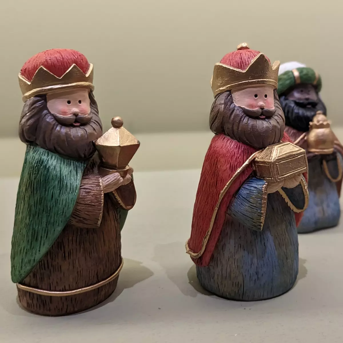 Les 11 santons de Gustave